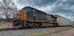 CSX 826 leads I018 on the south side.